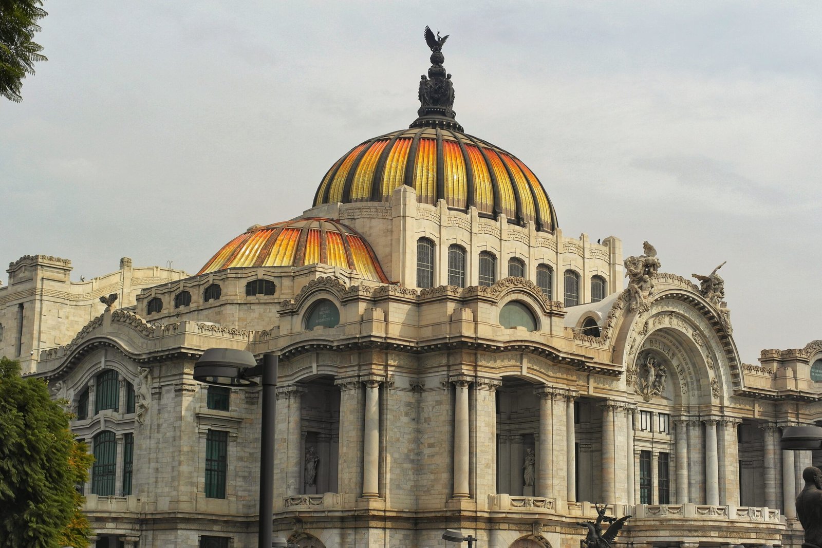 palacio de bellas artes in mexico city
